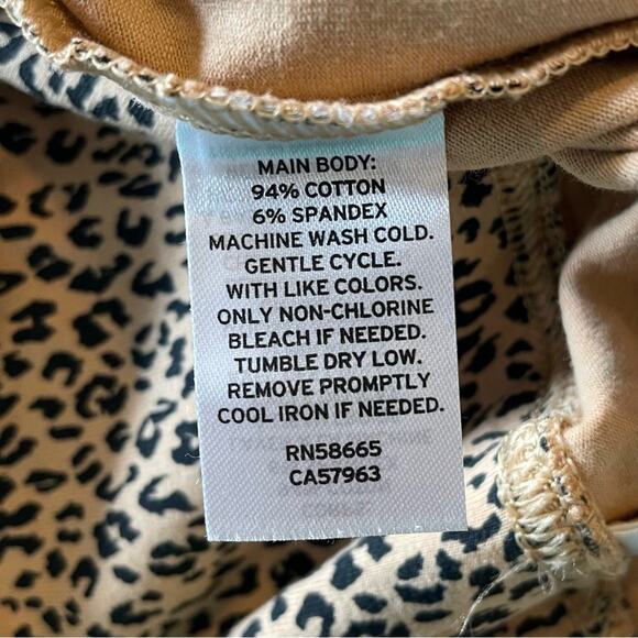 BP NWOT ANIMAL PRINT PULL ON ATHLETIC BIKE SHORTS TAN BLACK XS - Picture 7 of 9